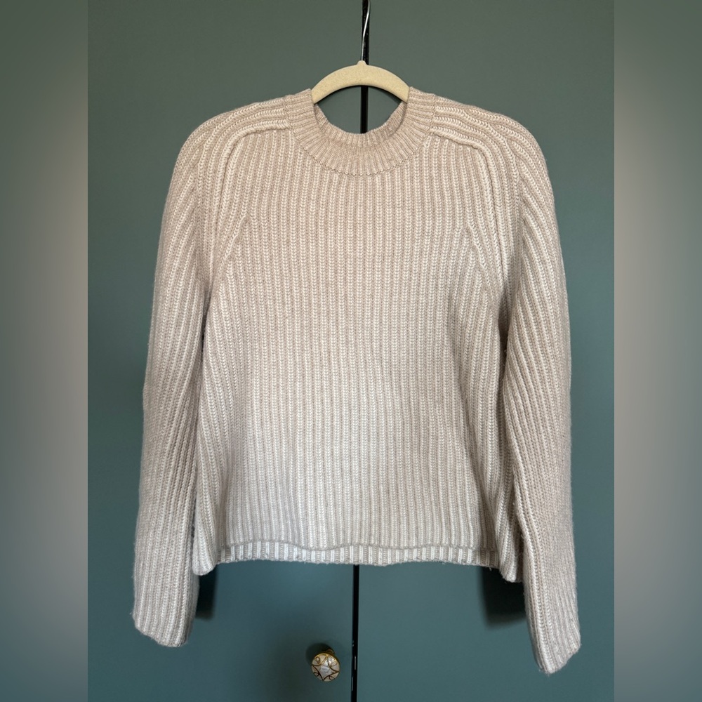 NAADAM Women's wool/cashmere Ribbed Crewneck Sweater in Oatmeal combo size M